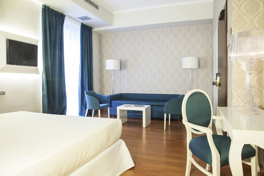 Superior Suite