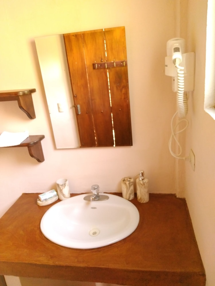 Comfort Room photo 2