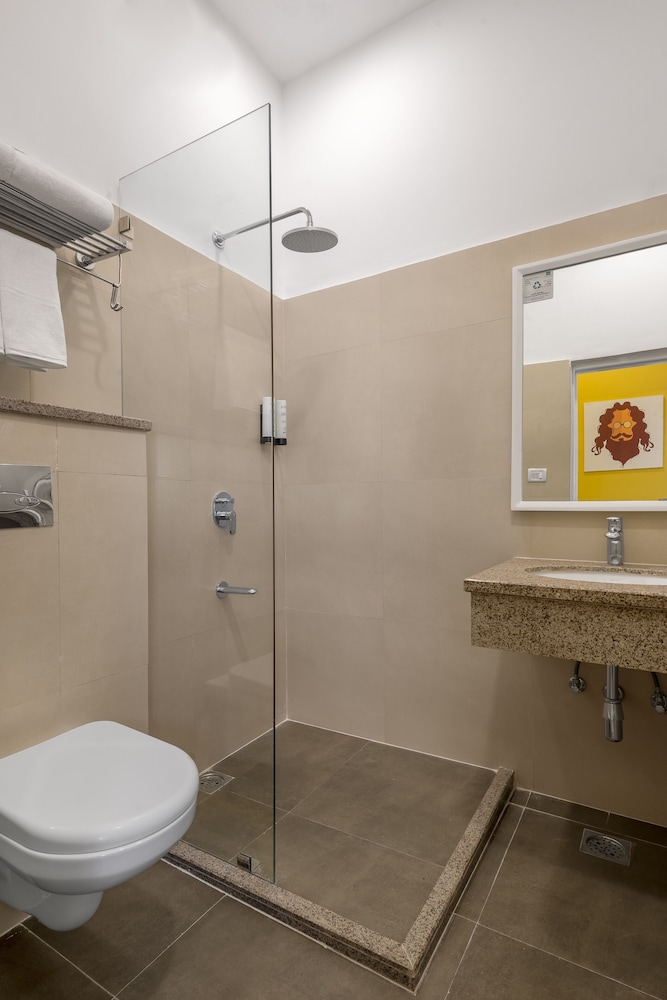 Deluxe Room - Photo 3