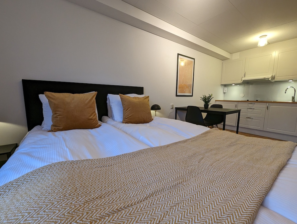 Deluxe Double Room - Photo 8