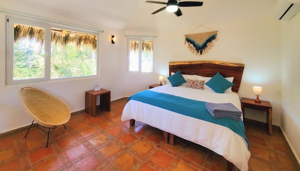 Family Room, Sea View, Tower photo 2