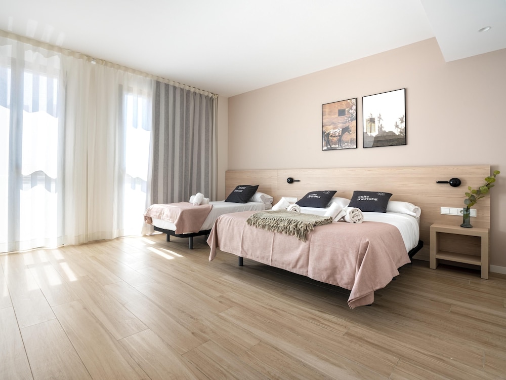 Triple Room with Balcony photo 3