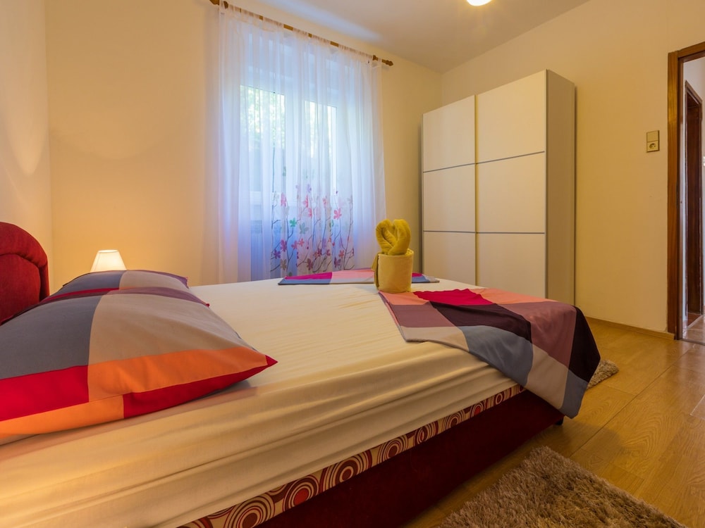 Apartment (A1)