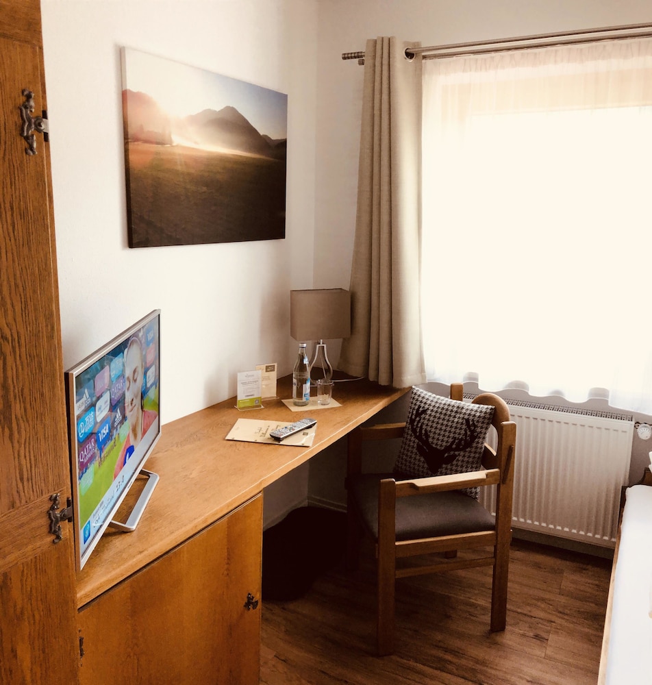 Single Room photo 2