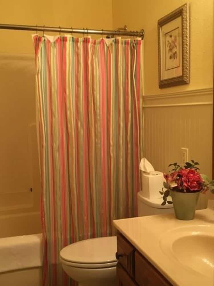 Spring Meadow Suite photo 2