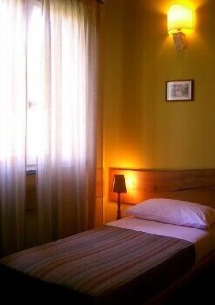 Standard Double or Twin Room, Non Smoking photo 1