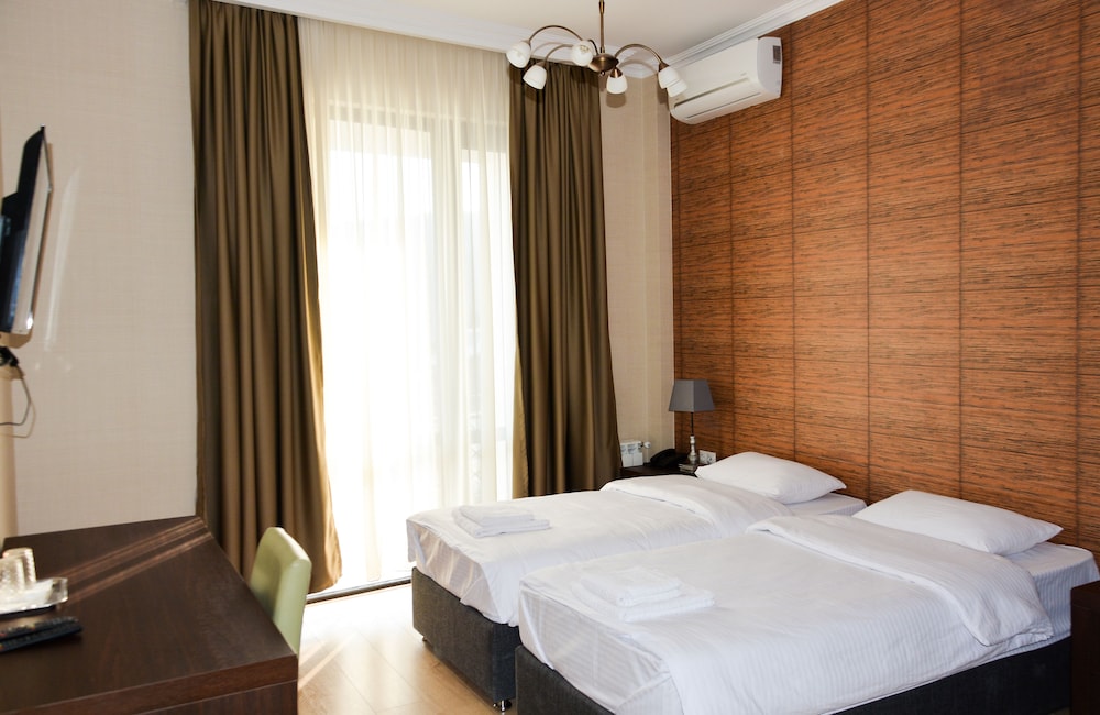 Standard Twin Room photo 2