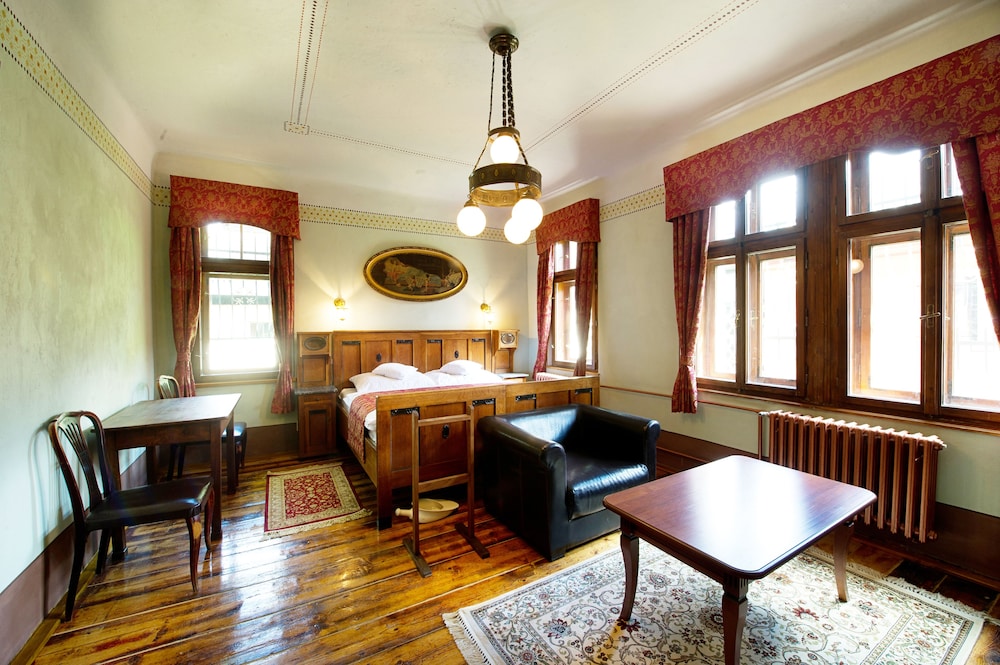 Room (Vlasta Burian) photo 1
