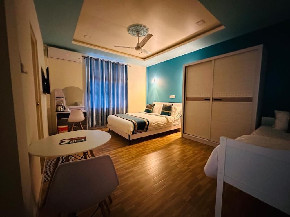 Deluxe Quadruple Room, Garden View