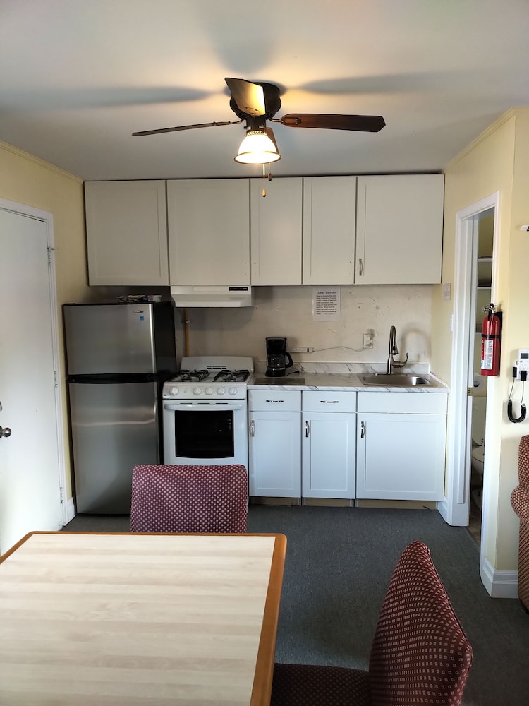 Standard Suite, 2 Bedrooms, Kitchen (Room 2) photo 3