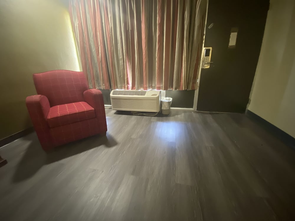 Room, 2 Double Beds, Smoking photo 3