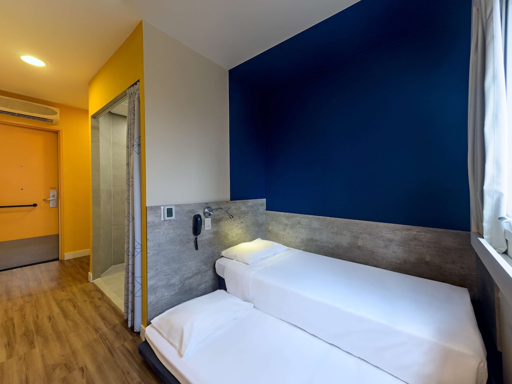 Accessible Standard Room, adapted with 1 pull-out bed