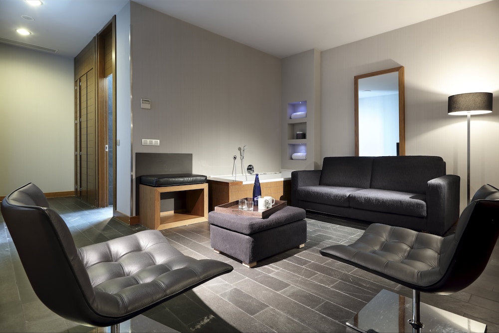 Junior Suite - Photo 2