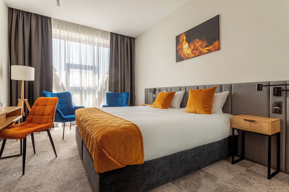 Standard Double or Twin Room photo 1