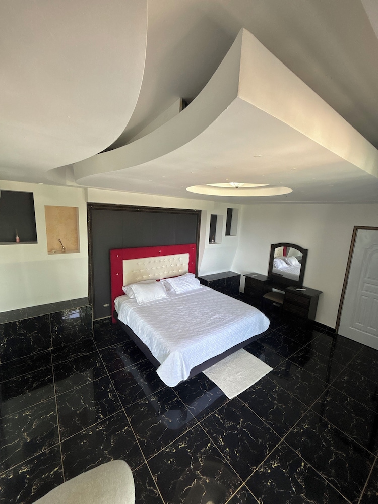 Deluxe Double Room, Balcony, Garden View