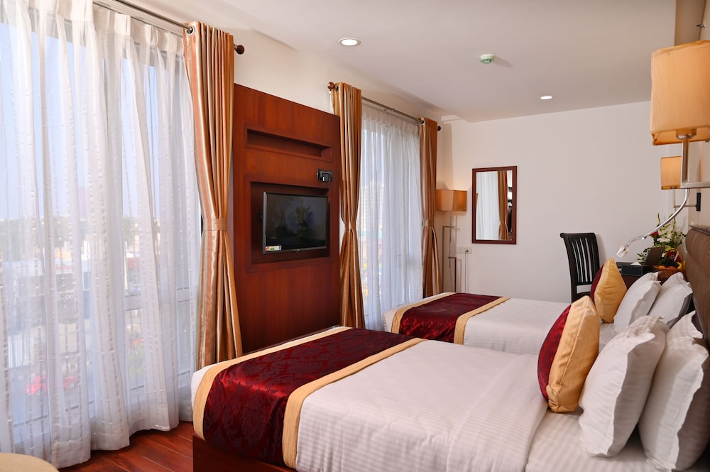 Executive Twin Room - Photo 2