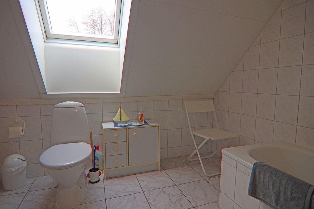 Apartment photo 2