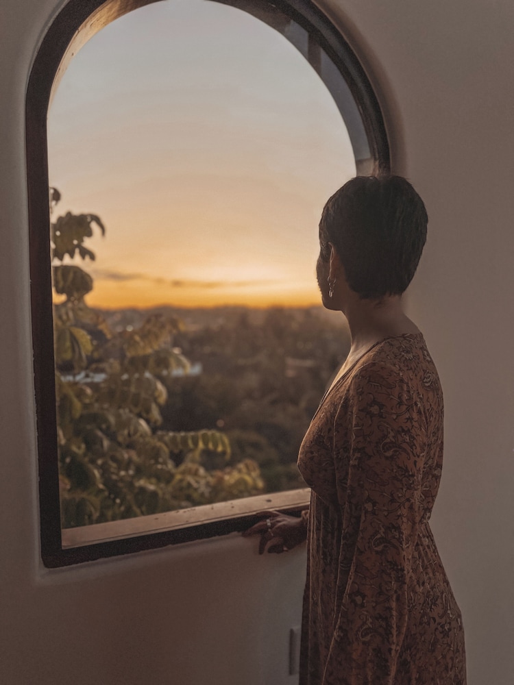 Deluxe Suite, Courtyard View