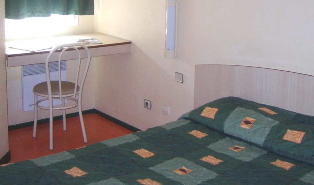 Standard Room, 1 Double Bed - Photo 3