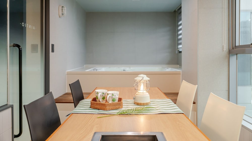 Basic Room, 1 Bedroom (Room B202 (Family Room)) - Photo 9