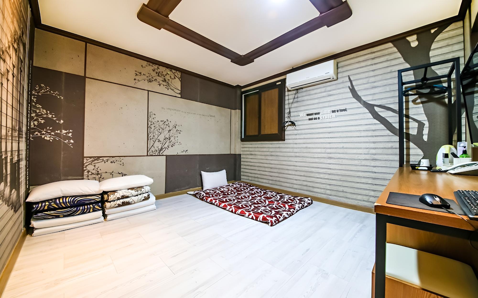 Room (On-dol) - Photo 1