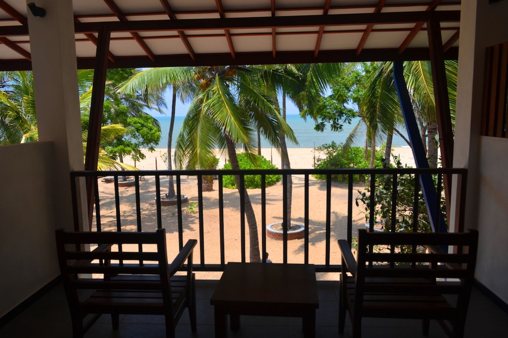 Deluxe Twin Room, Ocean View photo 2