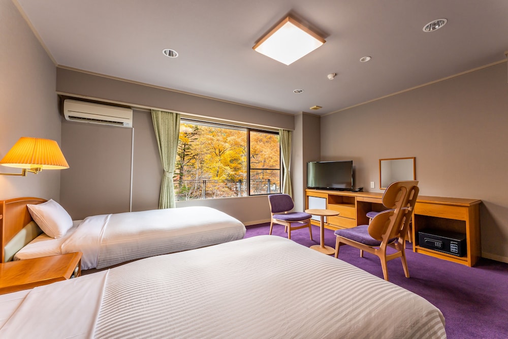 Superior Twin Room, Non Smoking photo 2