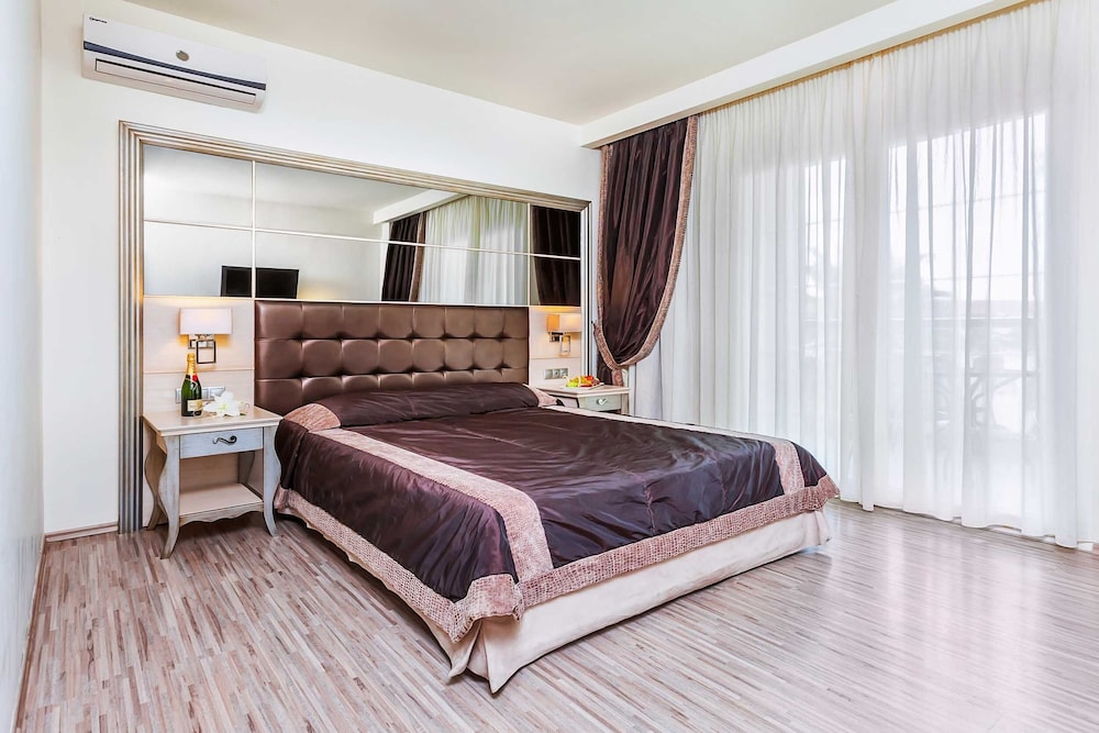 Family Suite, Garden View photo 1
