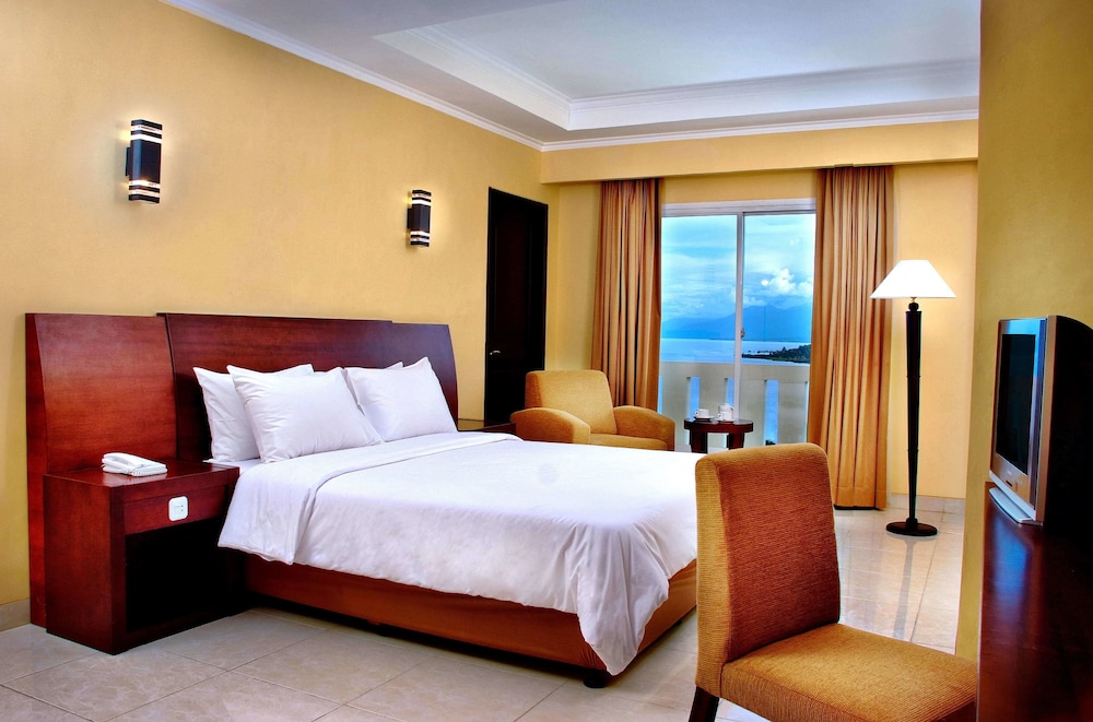 Deluxe Suite, Ocean View photo 1
