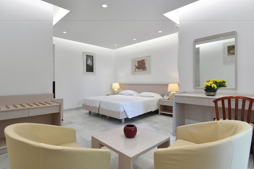 Standard Room, Garden View