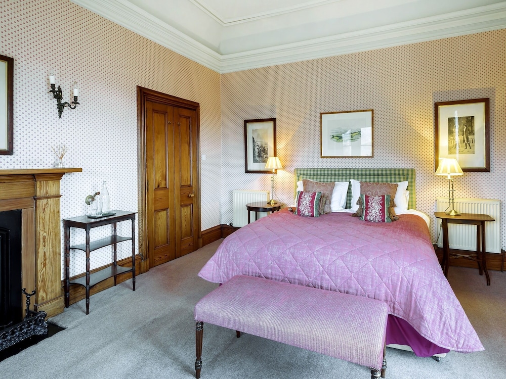 Executive Apartment, Ensuite, Mountain View (within Alladale Lodge) photo 2