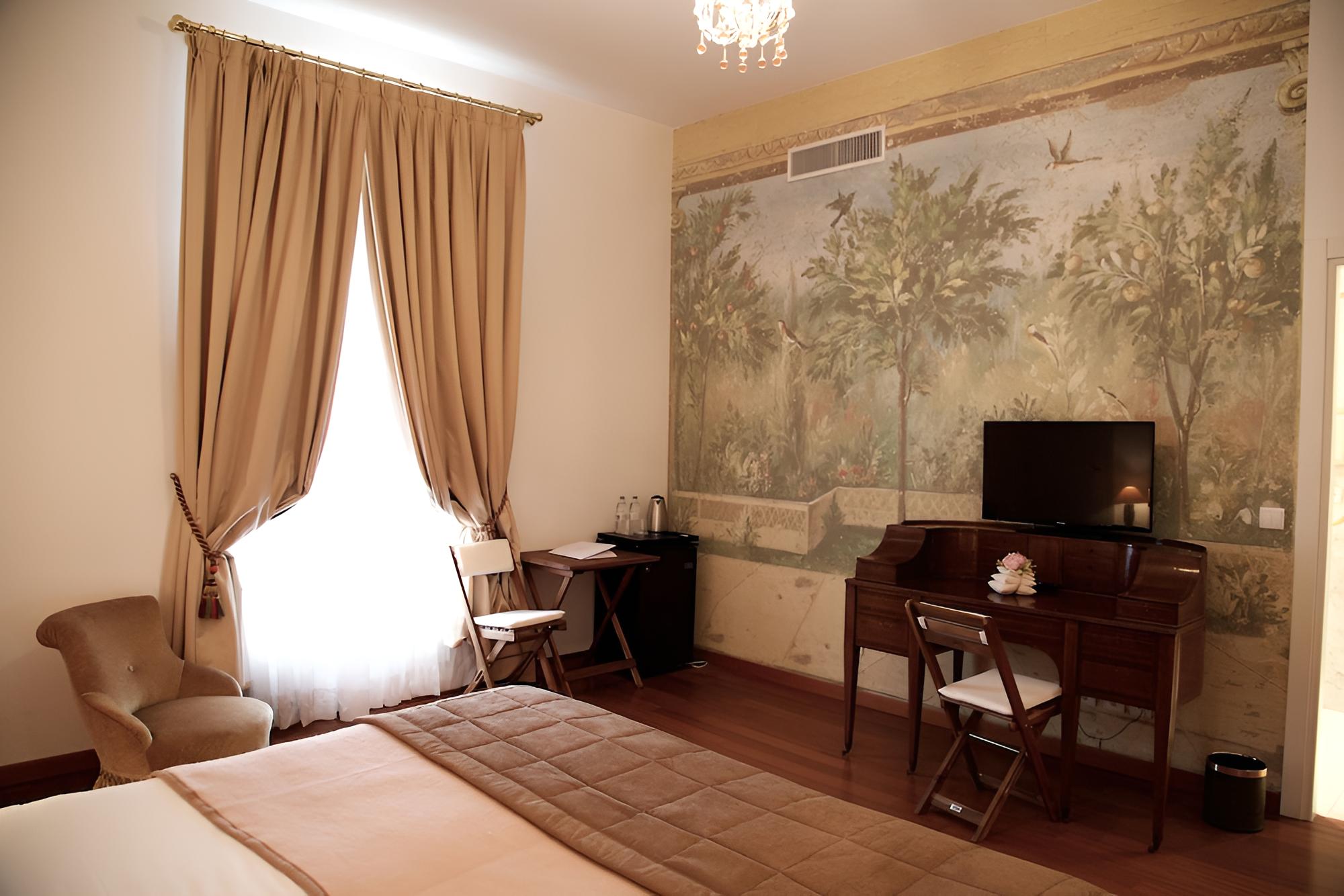 Double Room Single Use, 1 Double Bed photo 1