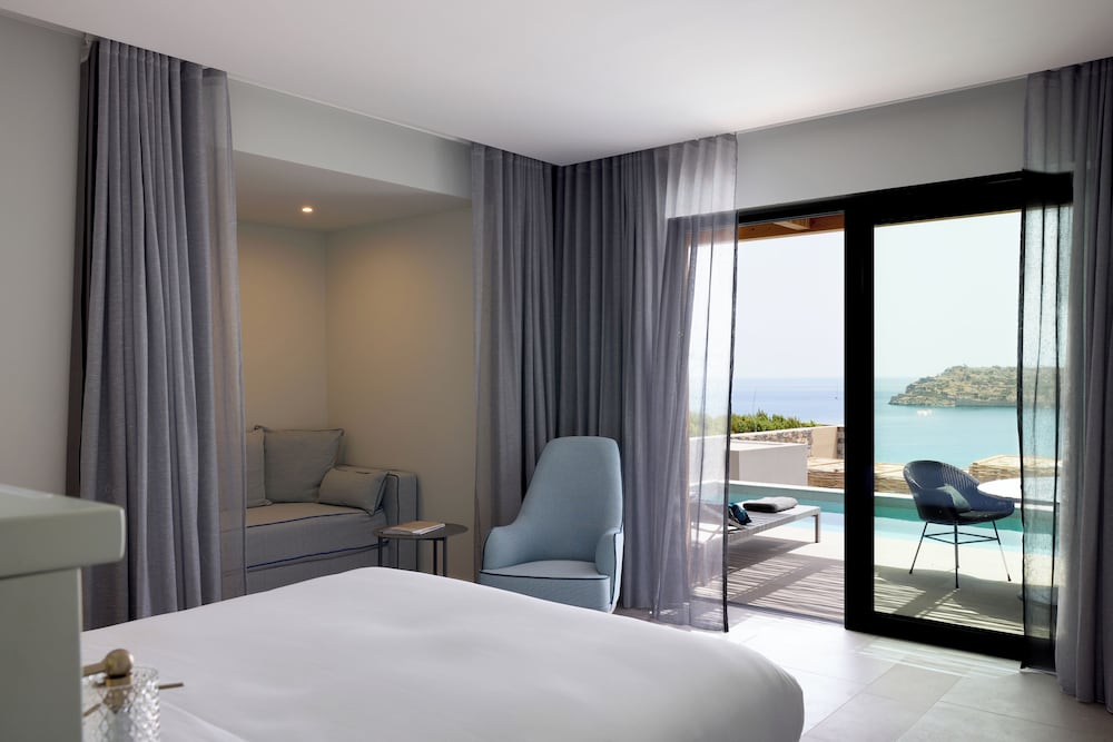 Superior Fam Room-Private pool -Sea View