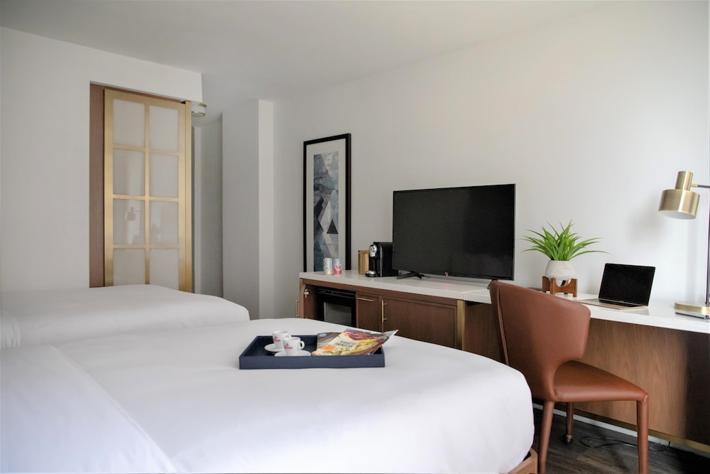 Classic Room, 2 Double Beds