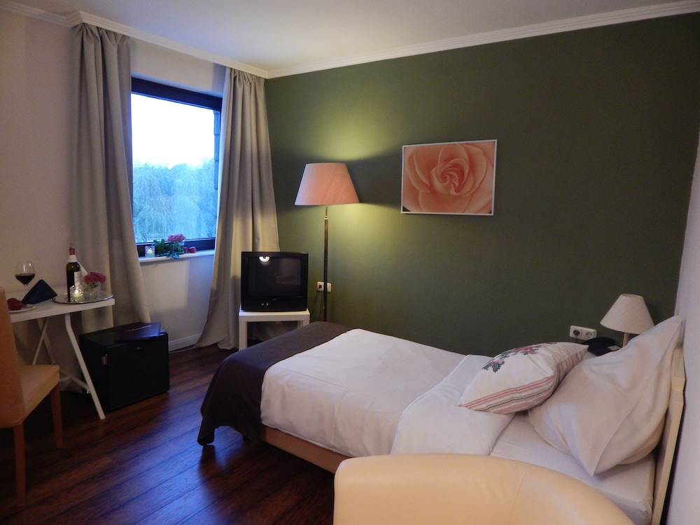 Economy Single Room photo 1