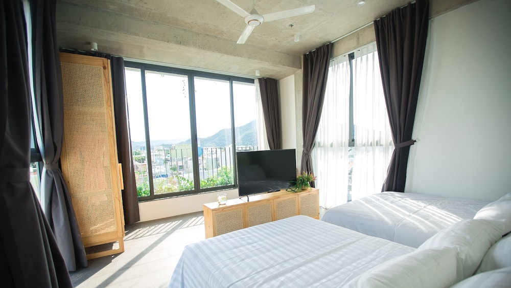 Deluxe Quadruple Room photo 2