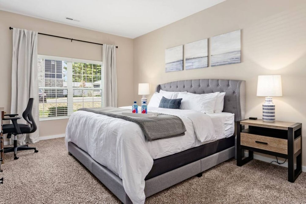 Pet-friendly 2BR On 1st Floor Parking W D, Billede 2