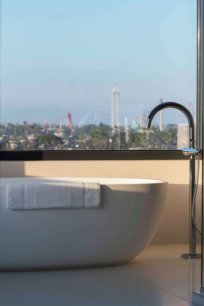 Suite, 1 Bedroom, Accessible (Hearing) - Photo 5