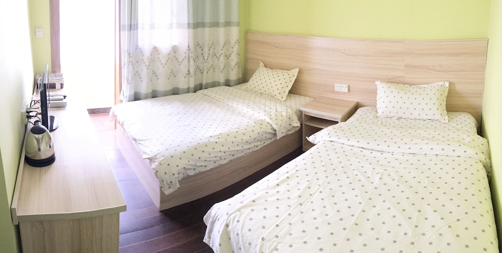 Standard Twin Room photo 3