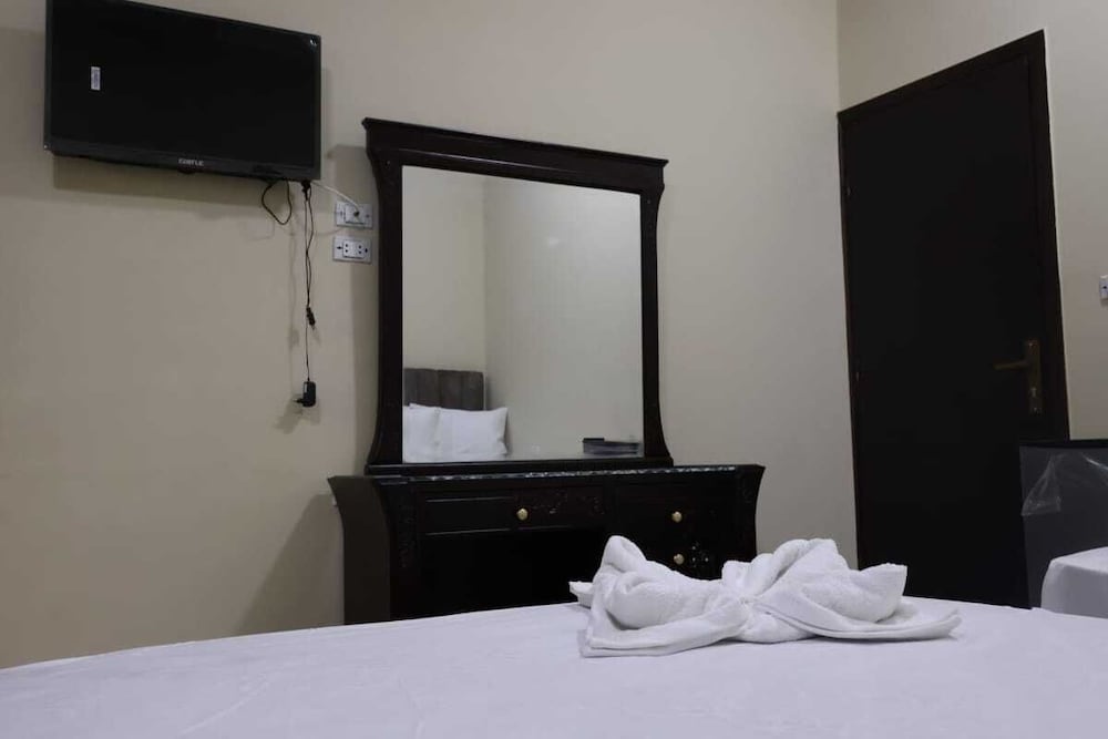 Basic Twin Room