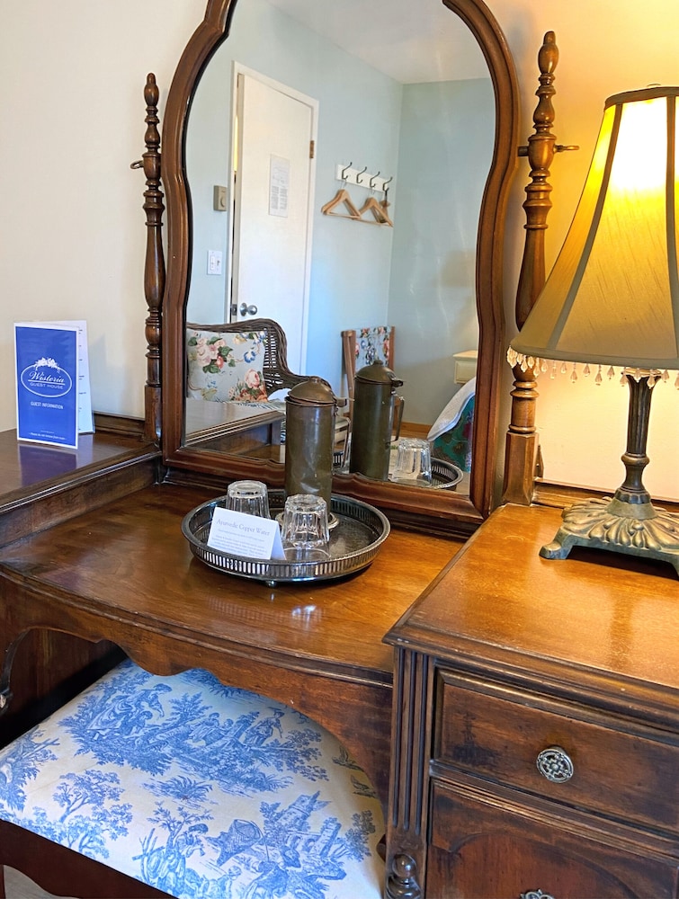 Double Room, 1 Queen Bed, Patio, Garden View photo 3