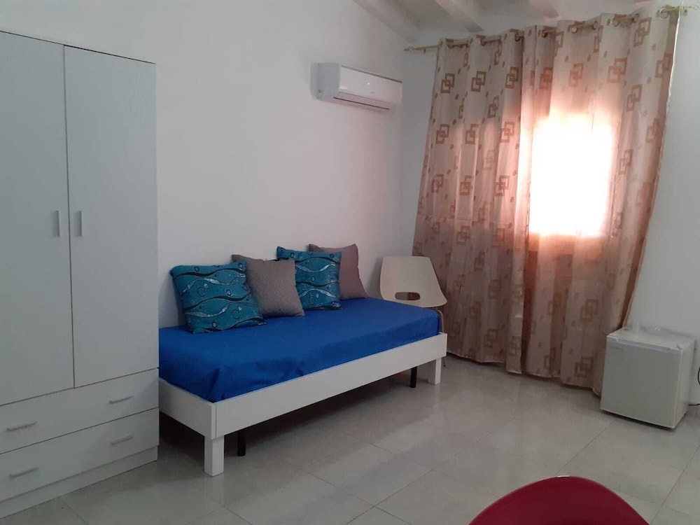 Classic Triple Room, Balcony photo 2