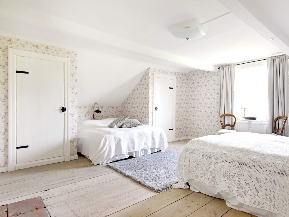 House photo 2