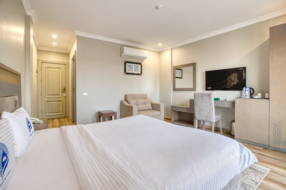 Deluxe Double Room, Mountain View - Photo 3