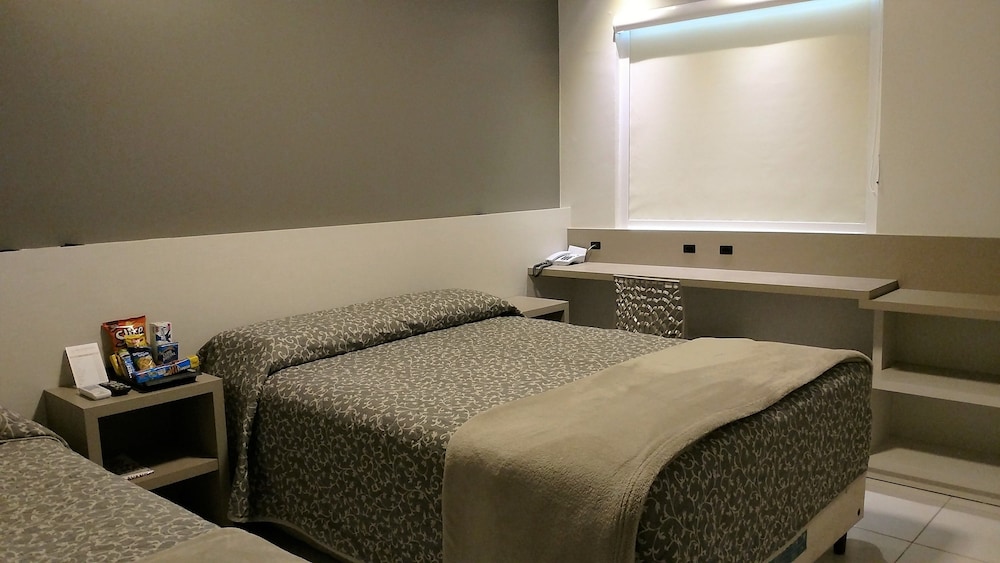 Quarto Triplo Standard - 3 Camas de Solteiro Ou 1 Cama de Casal e 1 Cama de Solteiro