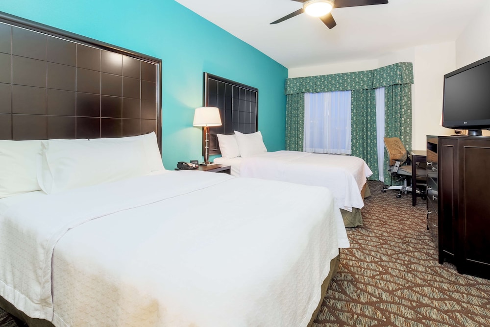 Suite, 2 Bedrooms, Non Smoking photo 2