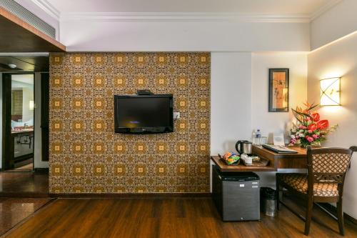 Serenity - 10% discount on food only (Room service) - Photo 1