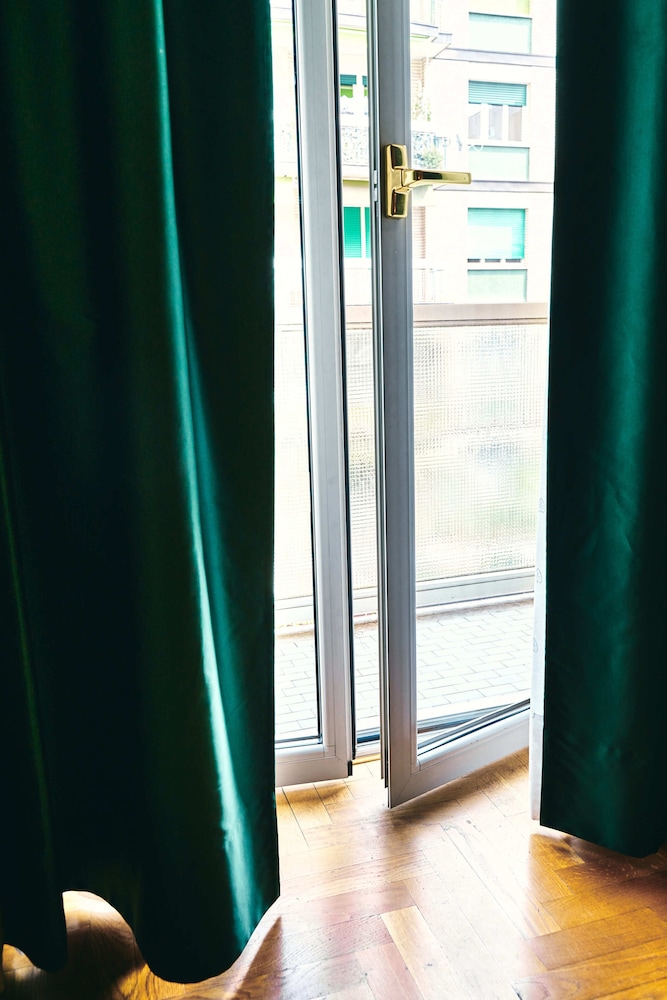 Superior Twin Room, Balcony photo 2