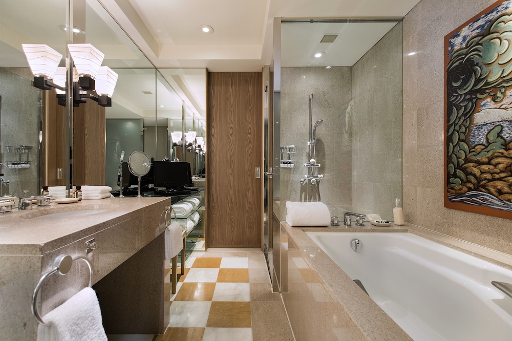 Room, 2 Twin Beds, City View - Photo 8