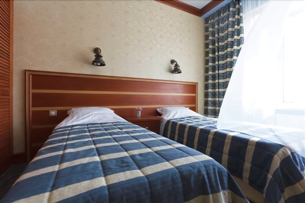 Standard Twin Room photo 2